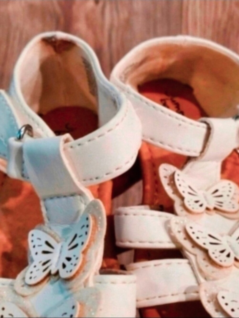 Sandals - Picture 4 of 5